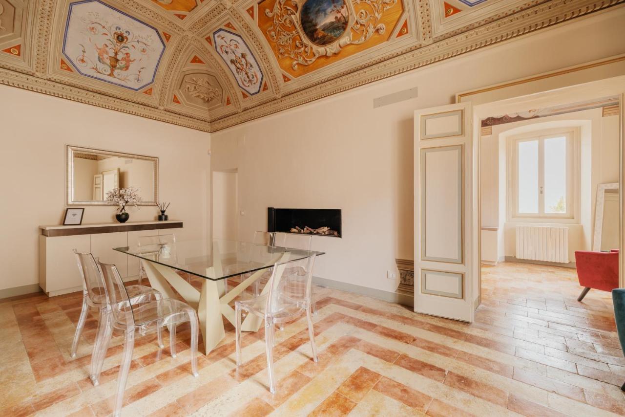 Sotto Gli Affreschi Del 1800 Con Colazione Inclusa Assisi Kültér fotó